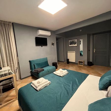 Naples Luxury Suites B&B Eksteriør bilde
